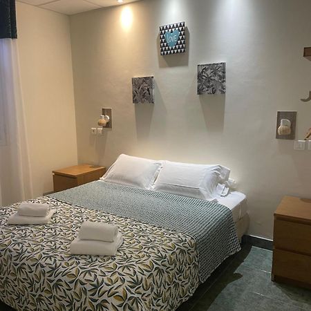 Hotel Le Derby Кань-сюр-Мер Экстерьер фото
